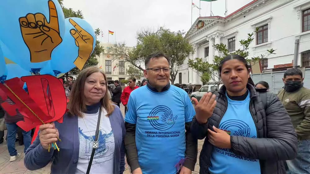 SEDEGES presente en la caminata interinstitucional por la inclusión de las personas sordas