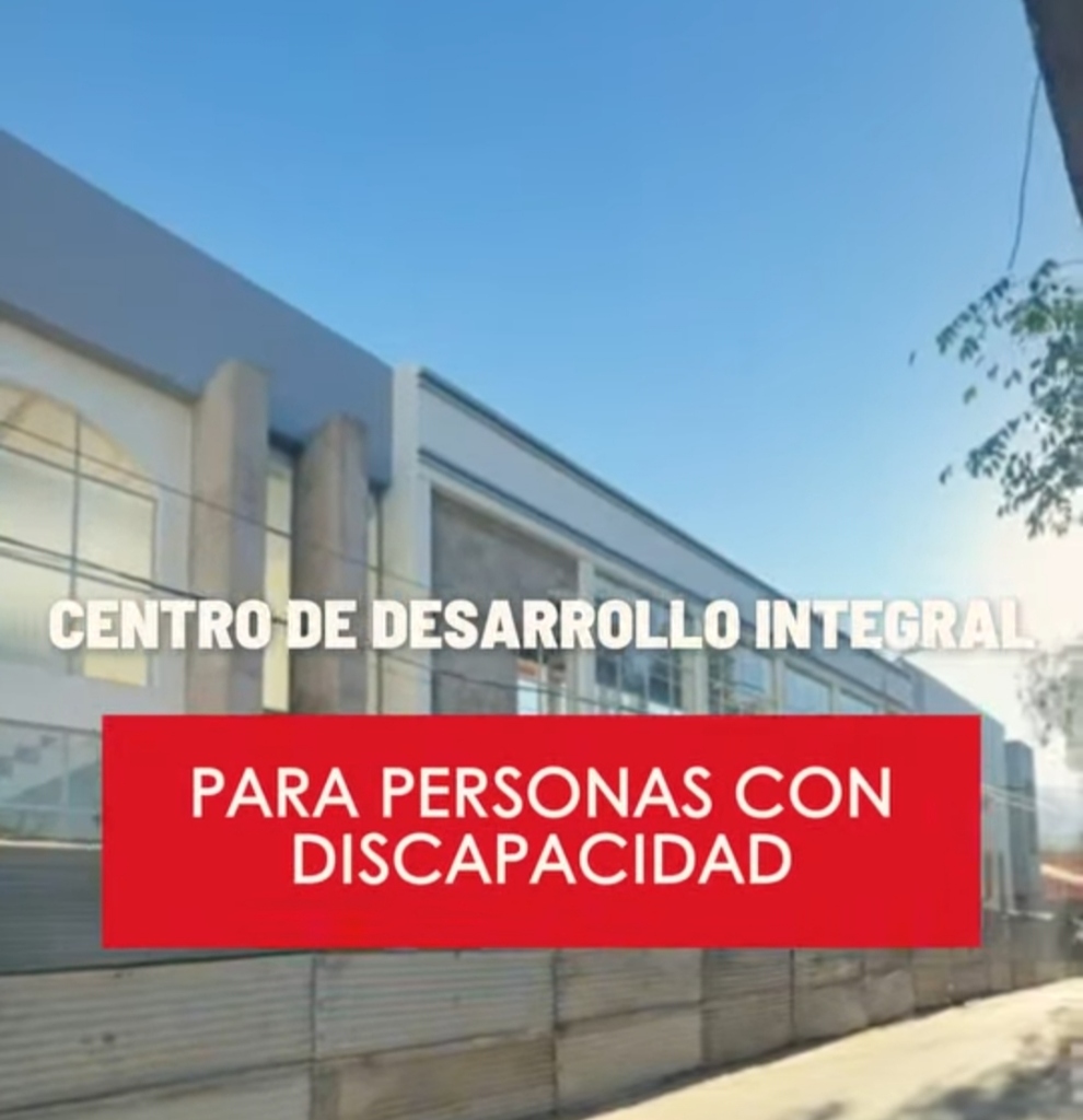 Fachada y avance de obras del Centro de Desarrollo Integral para Personas con Discapacidad de Tarija